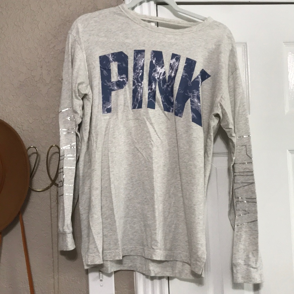 vs pink workout shirt